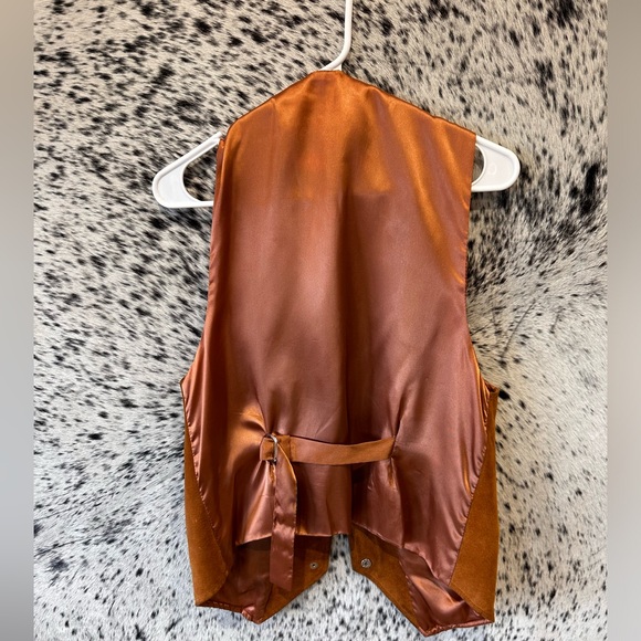 Cedars Vintage tan fringe Vest - Picture 3 of 3